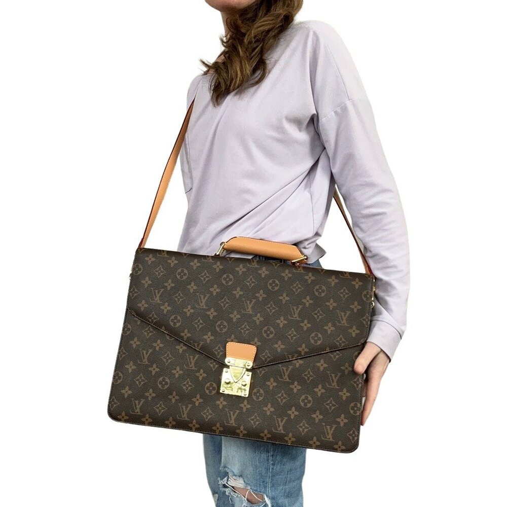 LOUIS VUITTON Monogram Porte Documents Bandouliere Bag